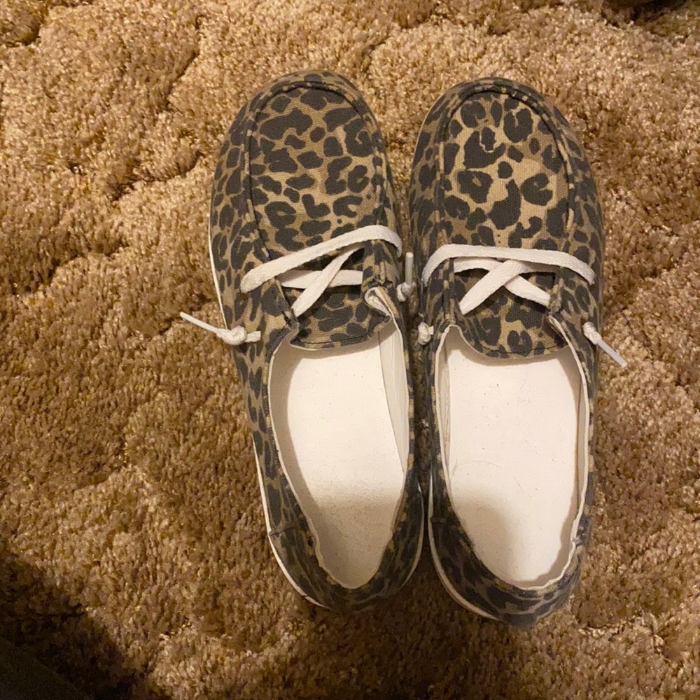 Leopard hey dude dupes